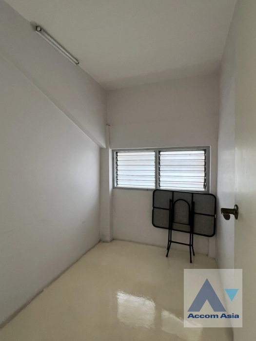 12  4 br Townhouse for rent and sale in Sathorn ,Bangkok BTS Sala Daeng AA43939