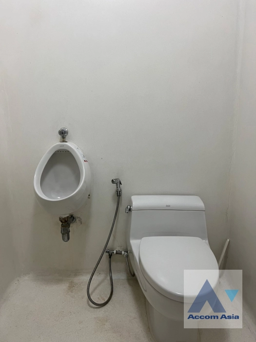 16  4 br Townhouse for rent and sale in Sathorn ,Bangkok BTS Sala Daeng AA43939