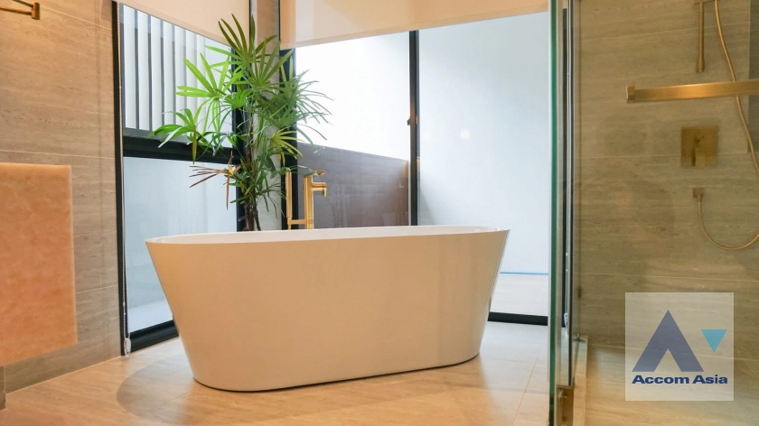 9  4 br House for rent and sale in Krungthep Kreetha ,Bangkok  at Bugaan Krungthep Kreetha AA43942