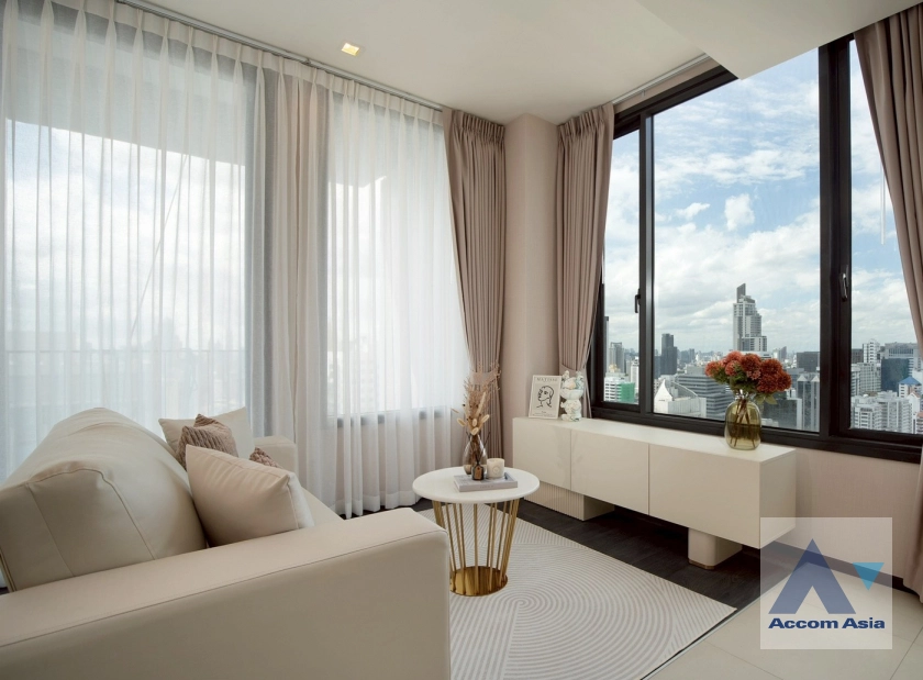 unit 2 Bedrooms  Condominium For Rent in Sukhumvit, Bangkok  near BTS Asok - MRT Sukhumvit (AA43952)