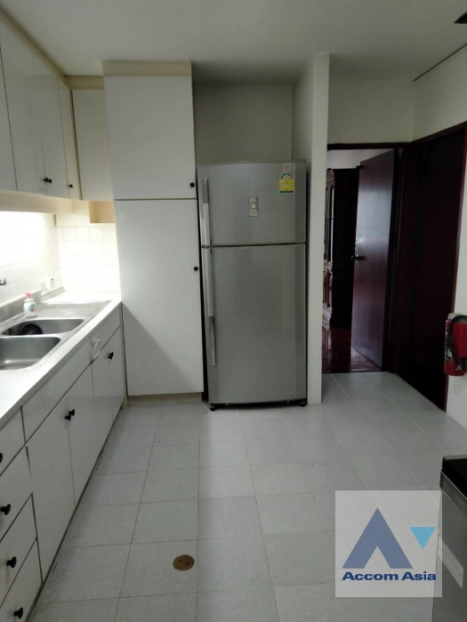 unit 2 Bedrooms  Apartment For Rent & Sale in Sukhumvit, Bangkok  near BTS Phrom Phong (AA43954)