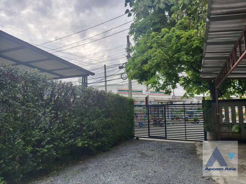 20  House for rent and sale in Phaholyothin ,Bangkok  AA43956