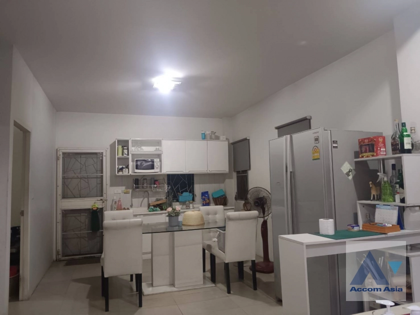 17  House for rent and sale in Phaholyothin ,Bangkok  AA43956