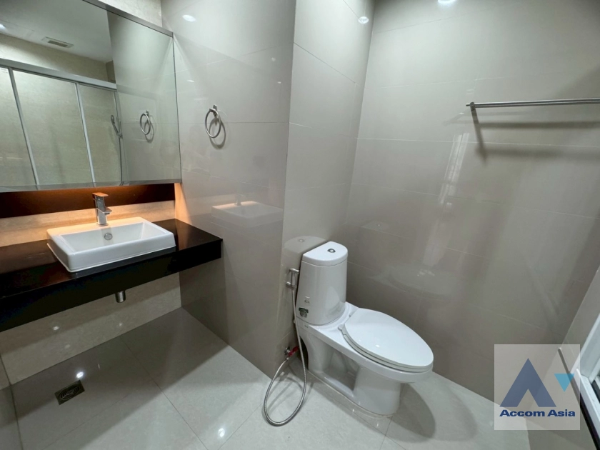 26  2 br Apartment for rent and sale in Sukhumvit ,Bangkok BTS Asok - MRT Sukhumvit at Spacious Room AA43960