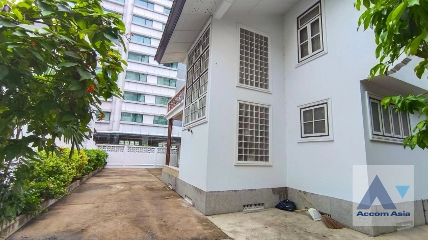 19  3 br House for rent and sale in Sukhumvit ,Bangkok BTS Asok - MRT Sukhumvit 9010401