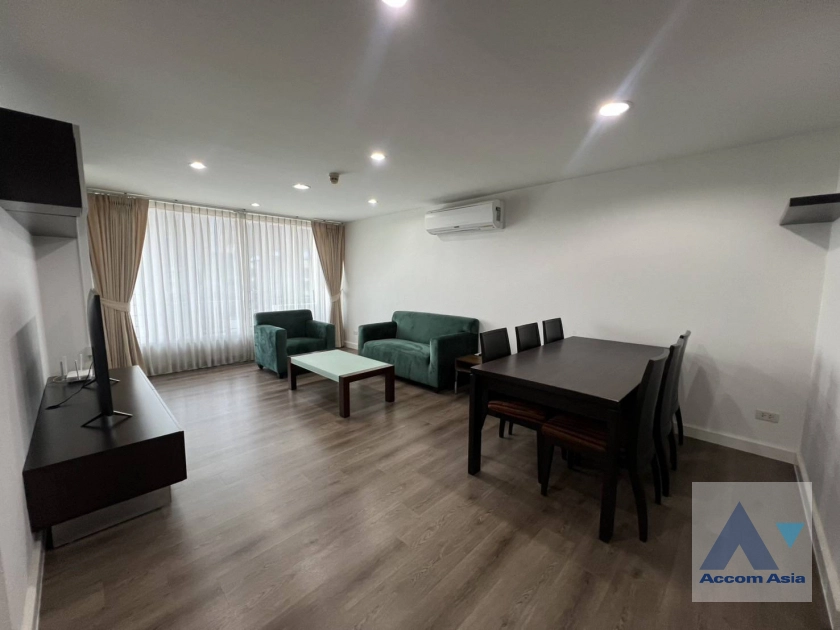 unit 2 Bedrooms  Apartment For Rent in Ploenchit, Bangkok  near BTS Chitlom (AA43965)