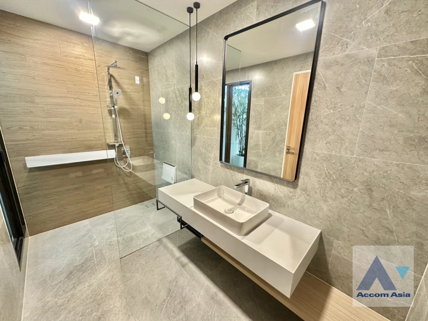 10  4 br House For Rent in Samutprakan ,Samutprakan  at MANTANA Bangna km 15 AA43966