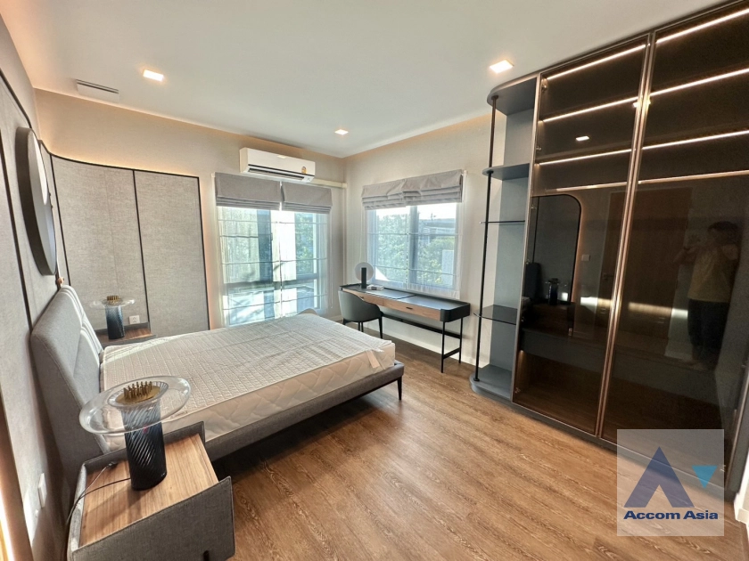 8  4 br House For Rent in Samutprakan ,Samutprakan  at MANTANA Bangna km 15 AA43966