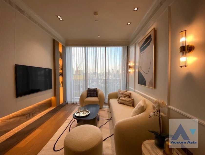 unit 1 Bedroom  Condominium For Rent in Ploenchit, Bangkok  near BTS Chitlom (AA43971)