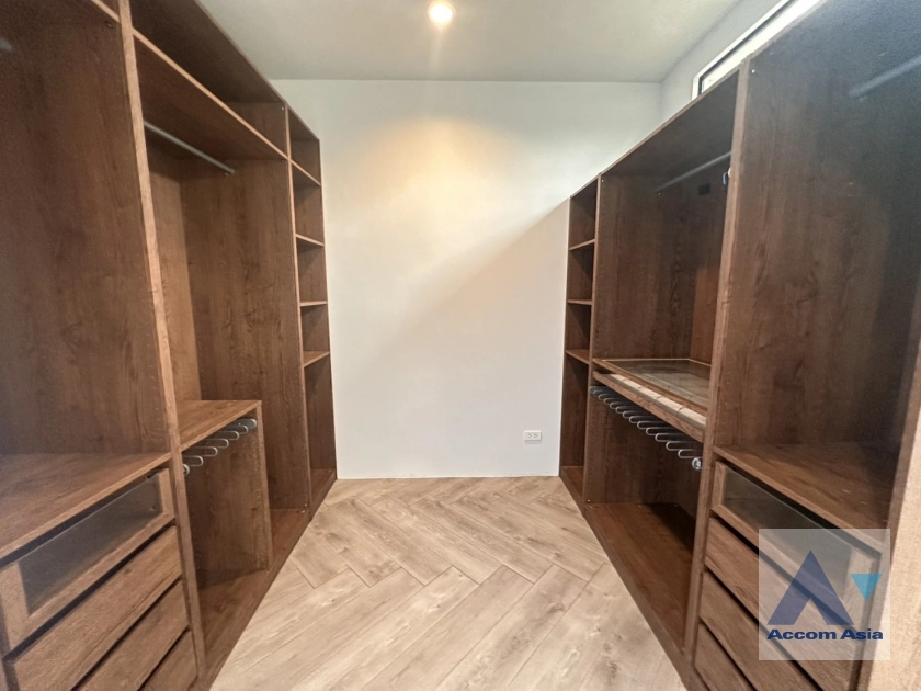 11  3 br Townhouse For Rent in Sukhumvit ,Bangkok BTS Ekkamai at 23 Residence AA43972