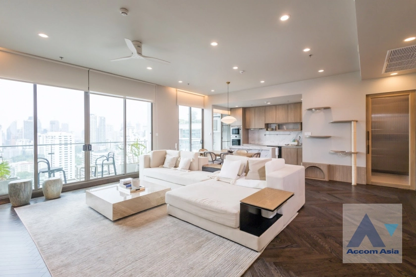  Supalai Oriental Sukhumvit 39 Condominium  2 Bedroom for Rent BTS Phrom Phong in Sukhumvit Bangkok