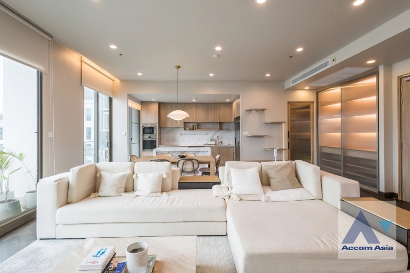 unit 2 Bedrooms  Condominium For Rent in Sukhumvit, Bangkok  near BTS Phrom Phong (AA43991)