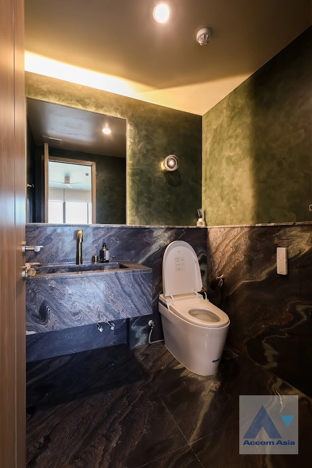 60  2 br Condominium For Rent in Sukhumvit ,Bangkok BTS Phrom Phong at Supalai Oriental Sukhumvit 39 AA43991