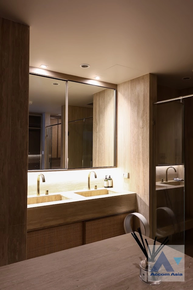 59  2 br Condominium For Rent in Sukhumvit ,Bangkok BTS Phrom Phong at Supalai Oriental Sukhumvit 39 AA43991