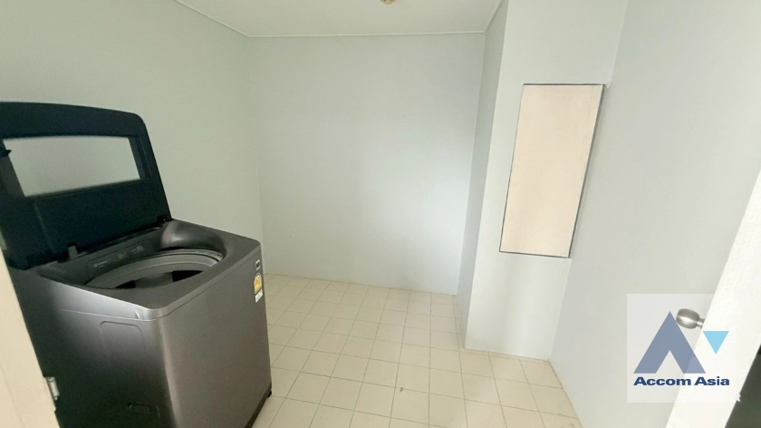 8  2 br Apartment For Rent in Sukhumvit ,Bangkok BTS Thong Lo at Modern spacious residence AA43993