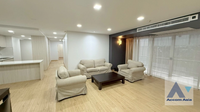 unit 2 Bedrooms  Apartment For Rent in Sukhumvit, Bangkok  near BTS Thong Lo (AA43993)