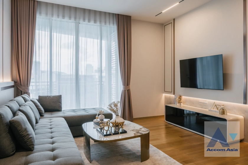 unit 2 Bedrooms  Condominium For Rent & Sale in Sukhumvit, Bangkok  near BTS Phrom Phong (AA43996)