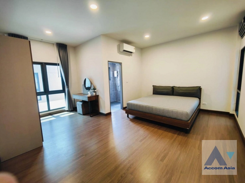 18  4 br House For Rent in Samutprakan ,Samutprakan BTS Bang Na at The City Bangna AA43998