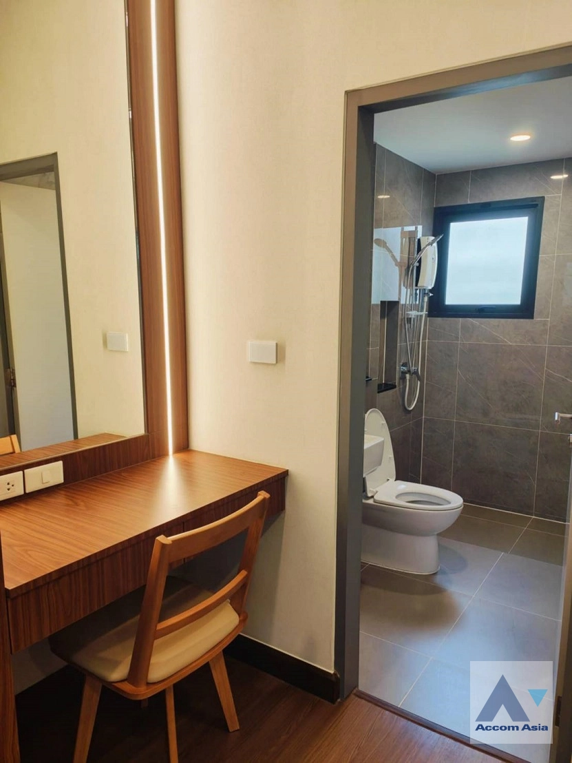 12  4 br House For Rent in Samutprakan ,Samutprakan BTS Bang Na at The City Bangna AA43998