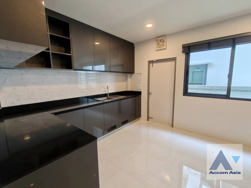 15  5 br House For Rent in Samutprakan ,Samutprakan BTS Bang Na at The City Bangna AA43999