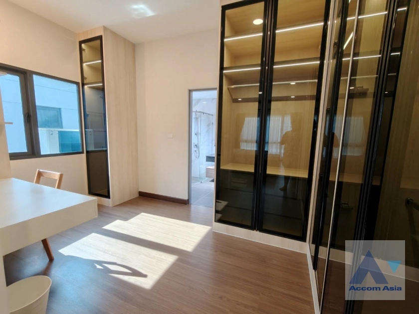 9  5 br House For Rent in Samutprakan ,Samutprakan BTS Bang Na at The City Bangna AA43999