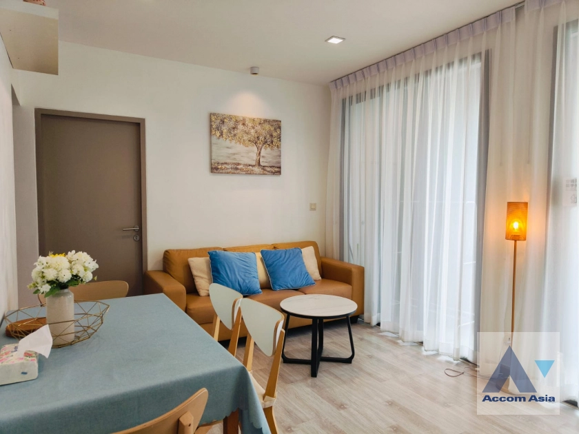 unit 2 Bedrooms  Condominium For Rent in Sukhumvit, Bangkok  near BTS On Nut (AA44000)