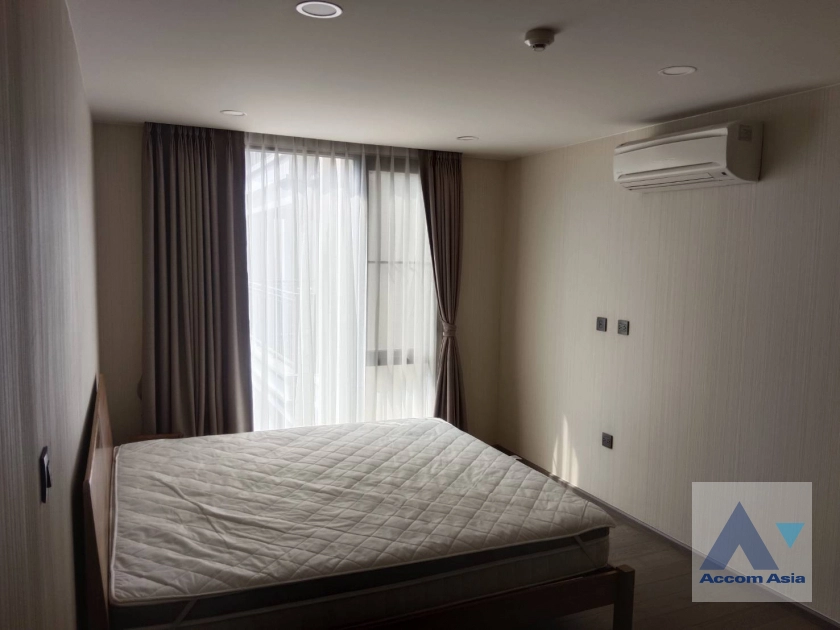 12  2 br Condominium For Rent in Ploenchit ,Bangkok BTS Ratchadamri - MRT Silom at Klass Sarasin-Rajdamri AA44003