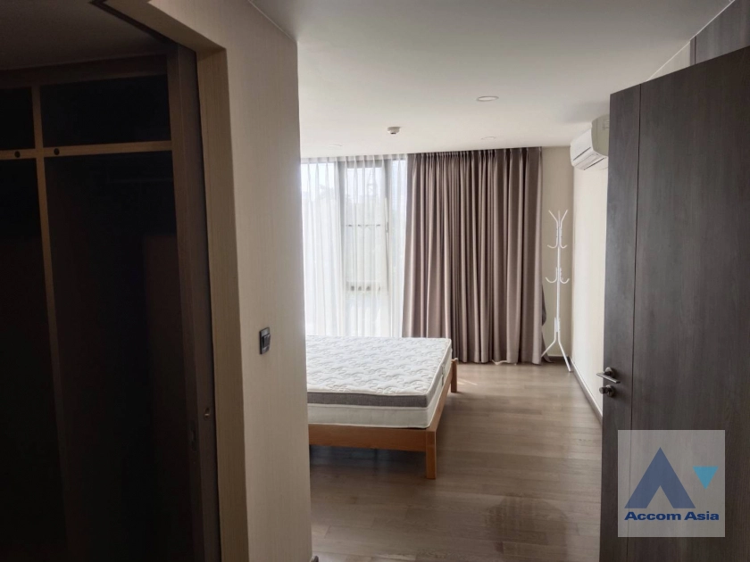 11  2 br Condominium For Rent in Ploenchit ,Bangkok BTS Ratchadamri - MRT Silom at Klass Sarasin-Rajdamri AA44003
