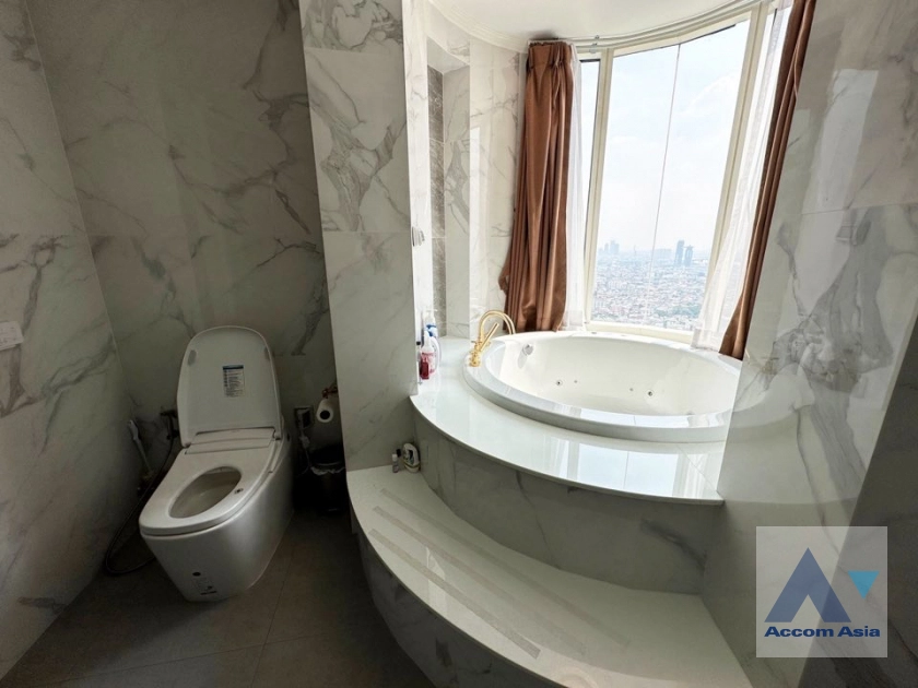 19  4 br Condominium For Sale in Charoen Nakhon ,Bangkok BTS Krung Thon Buri at WaterMark Chaophraya River AA44008