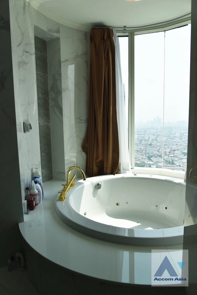 29  4 br Condominium For Sale in Charoen Nakhon ,Bangkok BTS Krung Thon Buri at WaterMark Chaophraya River AA44008