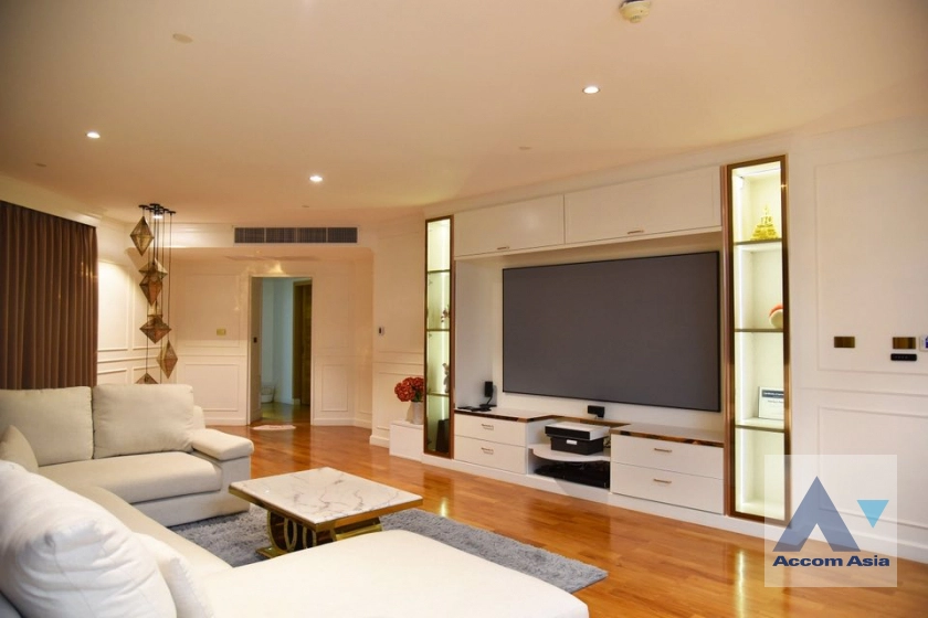 6  4 br Condominium For Sale in Charoen Nakhon ,Bangkok BTS Krung Thon Buri at WaterMark Chaophraya River AA44008