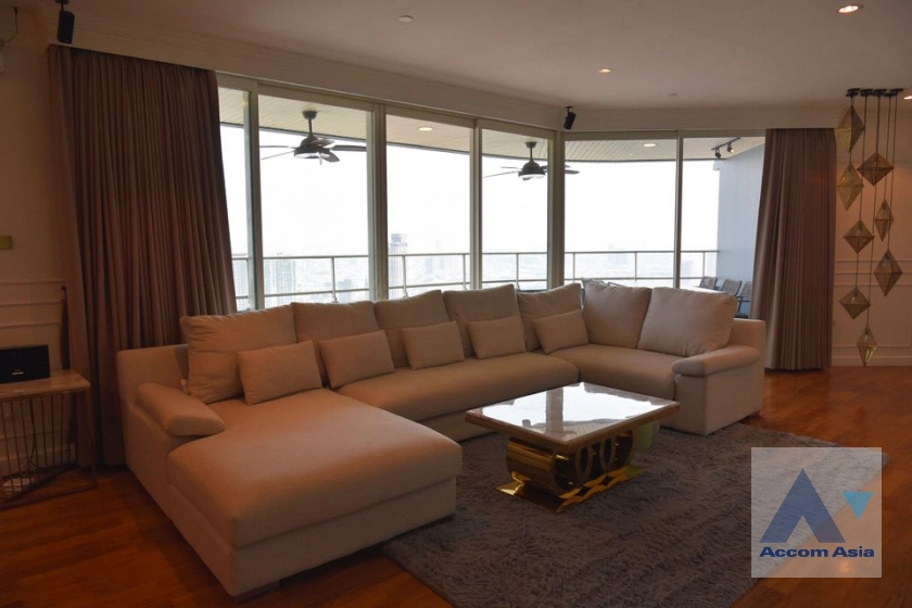 15  4 br Condominium For Sale in Charoen Nakhon ,Bangkok BTS Krung Thon Buri at WaterMark Chaophraya River AA44008