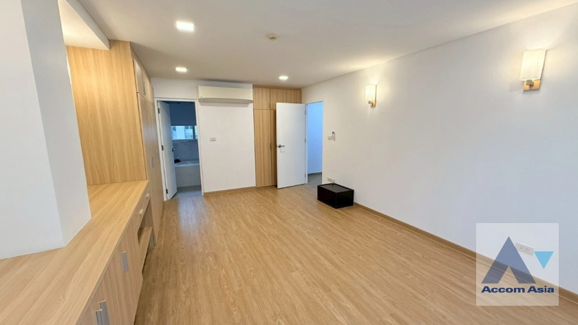  1  2 br Apartment For Rent in Sukhumvit ,Bangkok BTS Thong Lo at Modern spacious residence AA44009