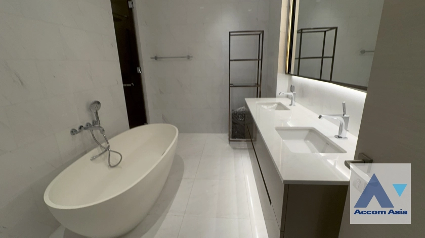 17  2 br Condominium for rent and sale in Ploenchit ,Bangkok BTS Chitlom at The Residences at Sindhorn Kempinski Hotel Bangkok AA44010