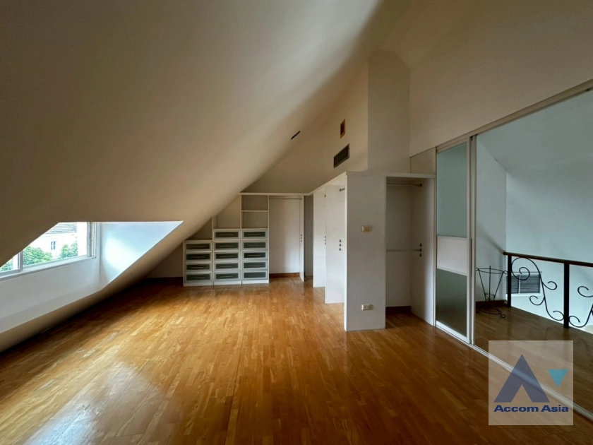 16  4 br House For Sale in Sukhumvit ,Bangkok BTS Thong Lo at Baan Klang Krung Thonglor AA44012