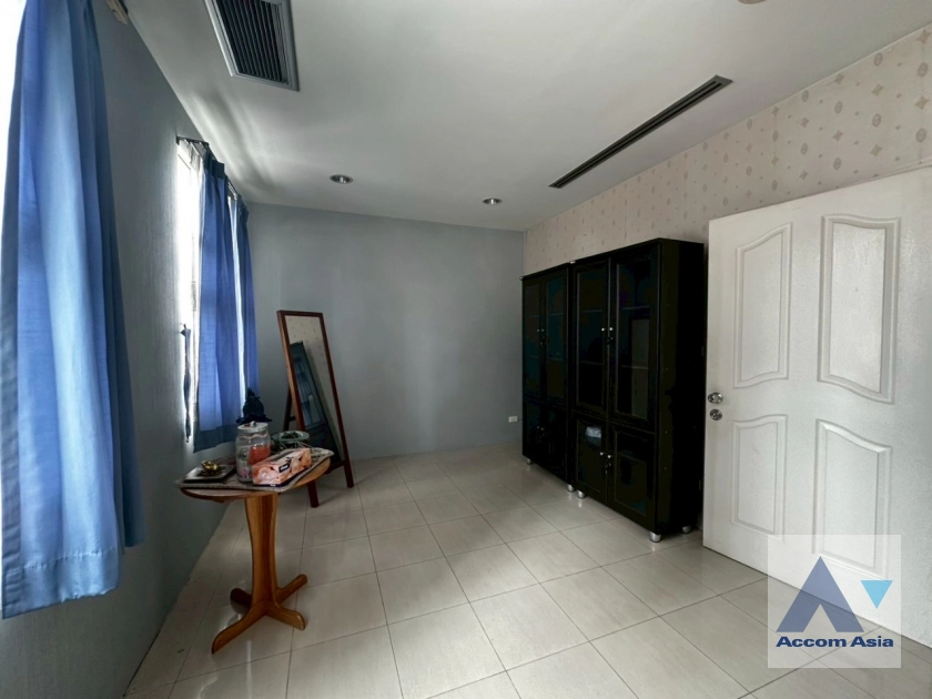 6  4 br House For Sale in Sukhumvit ,Bangkok BTS Thong Lo at Baan Klang Krung Thonglor AA44012