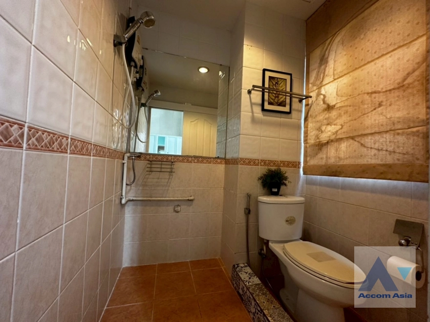 22  4 br House For Sale in Sukhumvit ,Bangkok BTS Thong Lo at Baan Klang Krung Thonglor AA44012