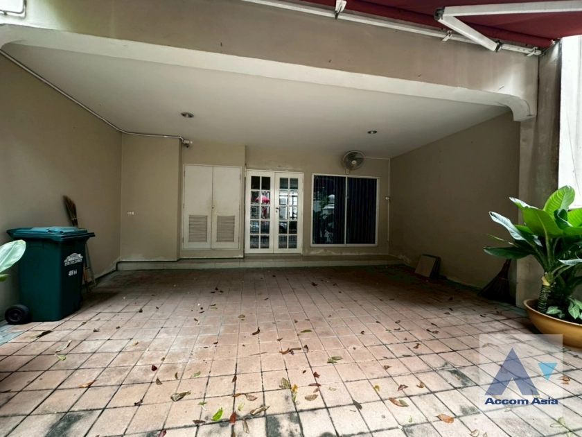 24  4 br House For Sale in Sukhumvit ,Bangkok BTS Thong Lo at Baan Klang Krung Thonglor AA44012