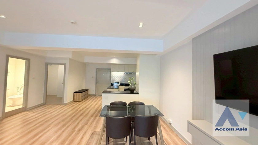 7  2 br Apartment For Rent in Sukhumvit ,Bangkok BTS Asok - MRT Sukhumvit at Newly Renovated AA44016