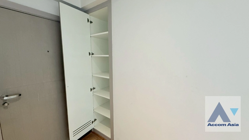 20  2 br Apartment For Rent in Sukhumvit ,Bangkok BTS Asok - MRT Sukhumvit at Newly Renovated AA44016