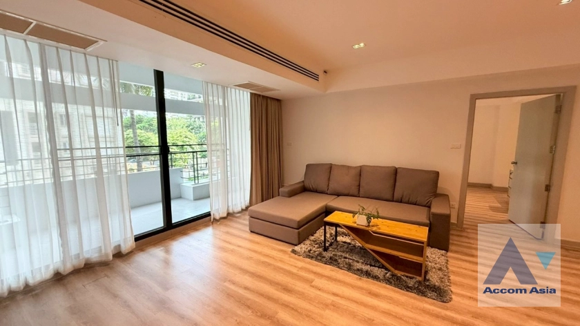  1  2 br Apartment For Rent in Sukhumvit ,Bangkok BTS Asok - MRT Sukhumvit at Newly Renovated AA44016