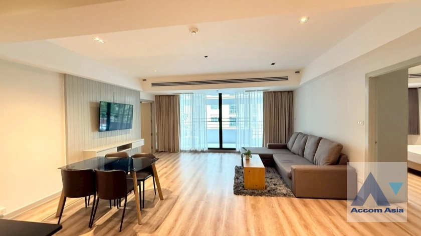  Newly Renovated Apartment  2 Bedroom for Rent MRT Sukhumvit in Sukhumvit Bangkok