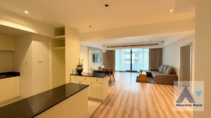 8  2 br Apartment For Rent in Sukhumvit ,Bangkok BTS Asok - MRT Sukhumvit at Newly Renovated AA44016