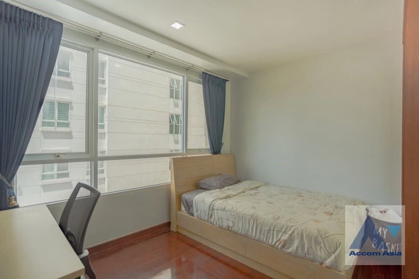 13  2 br Condominium For Sale in Sukhumvit ,Bangkok BTS Nana at Sukhumvit City Resort AA44017