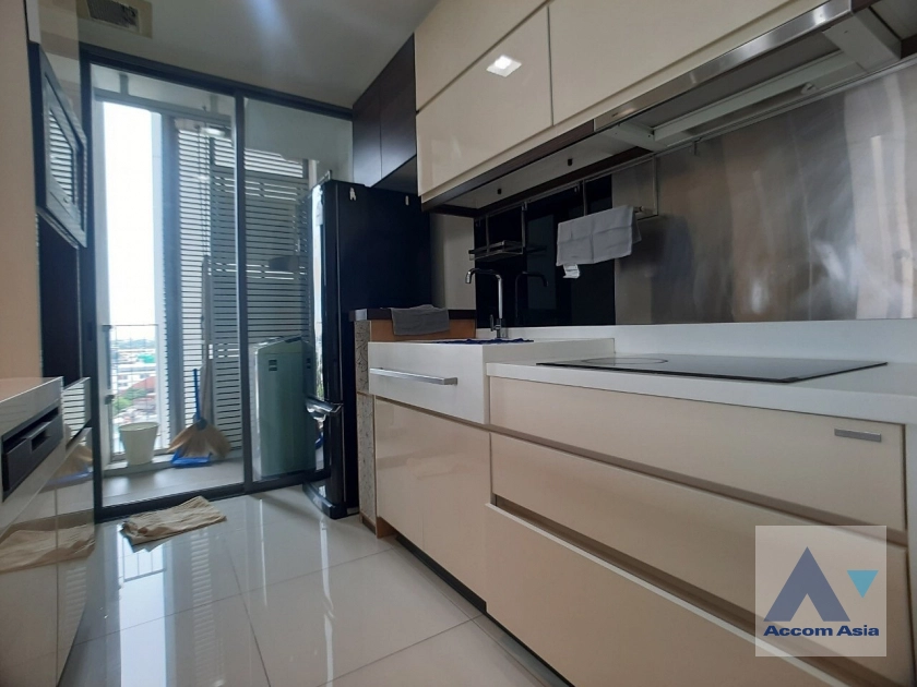 11  2 br Condominium For Rent in Sukhumvit ,Bangkok BTS Punnawithi at The Room Sukhumvit 62 AA44018