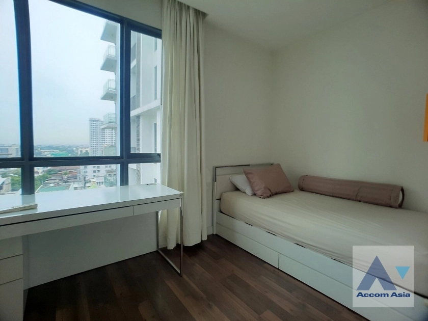 17  2 br Condominium For Rent in Sukhumvit ,Bangkok BTS Punnawithi at The Room Sukhumvit 62 AA44018