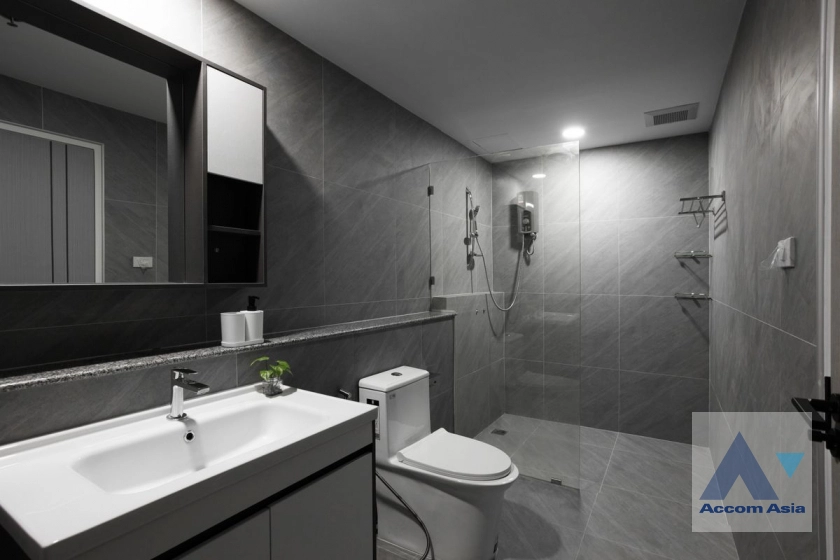 13  2 br Condominium For Sale in Sathorn ,Bangkok BRT Thanon Chan at Baan Nonzee AA44022