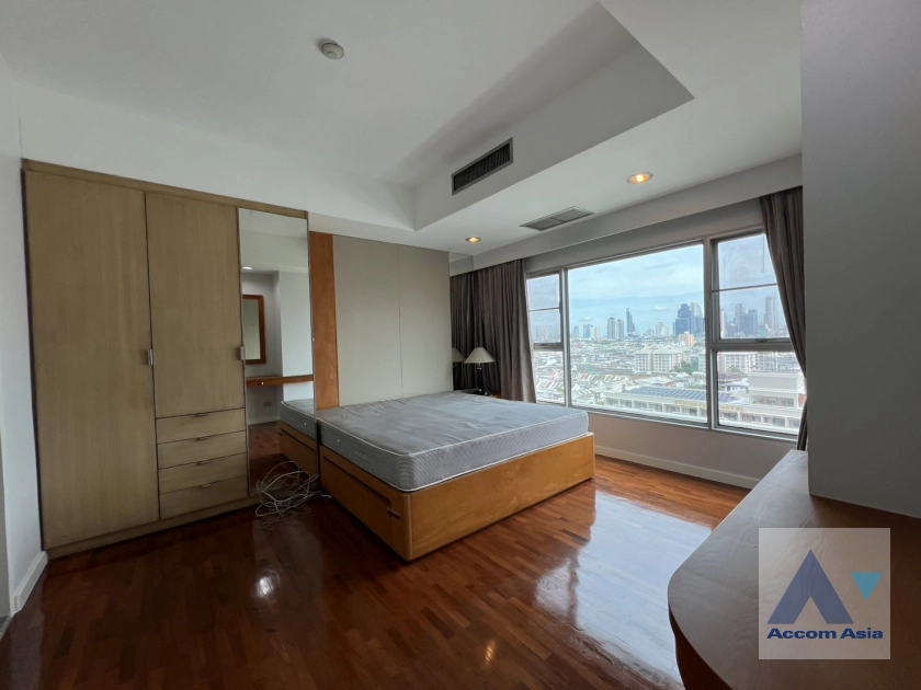 10  3 br Condominium for rent and sale in Sathorn ,Bangkok BRT Thanon Chan at Baan Nonzee AA44023