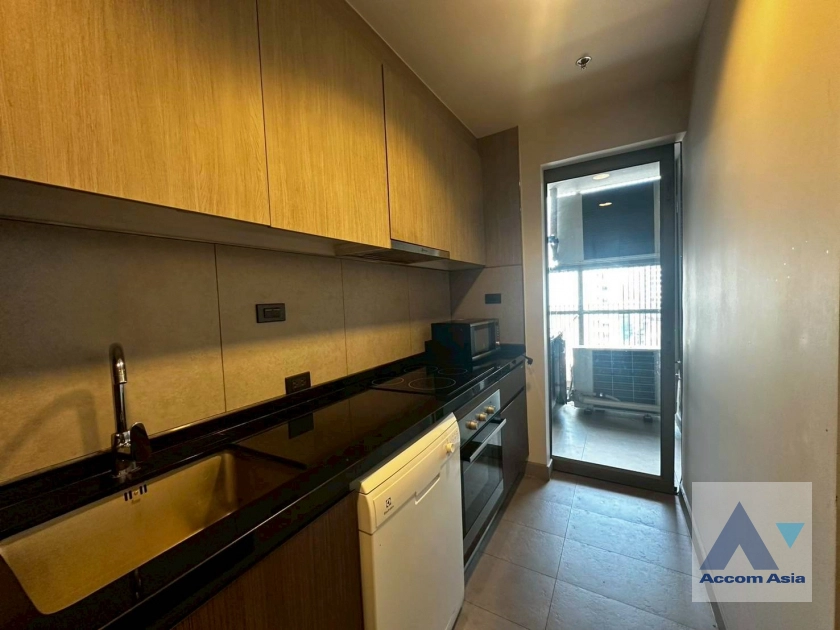 10  3 br Apartment for rent and sale in Sukhumvit ,Bangkok  at Modern Apartment AA44028