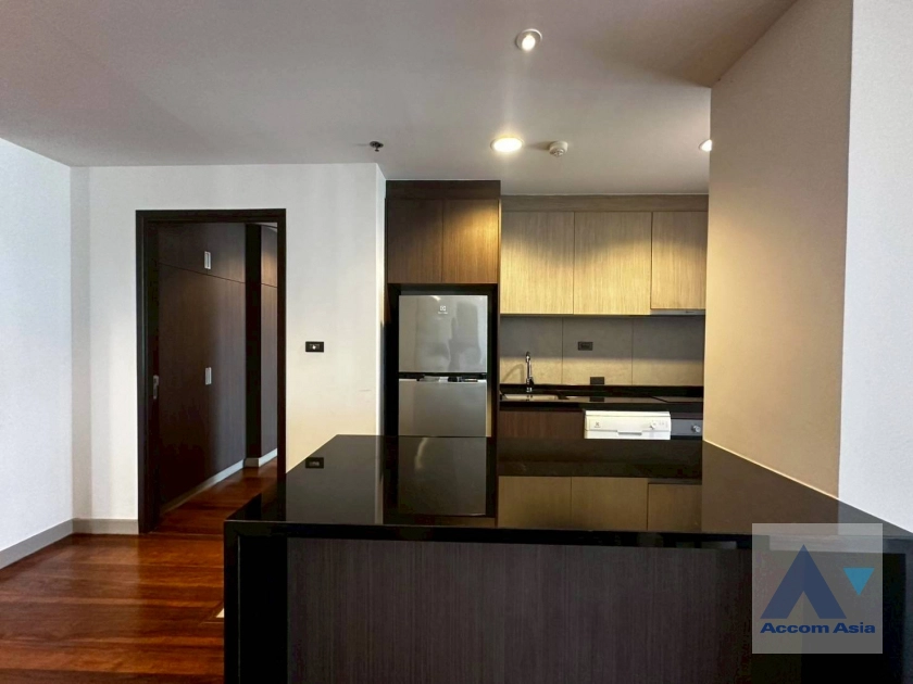 8  3 br Apartment for rent and sale in Sukhumvit ,Bangkok  at Modern Apartment AA44028